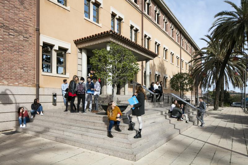 La Universitat dóna la benvinguda als nous estudiants