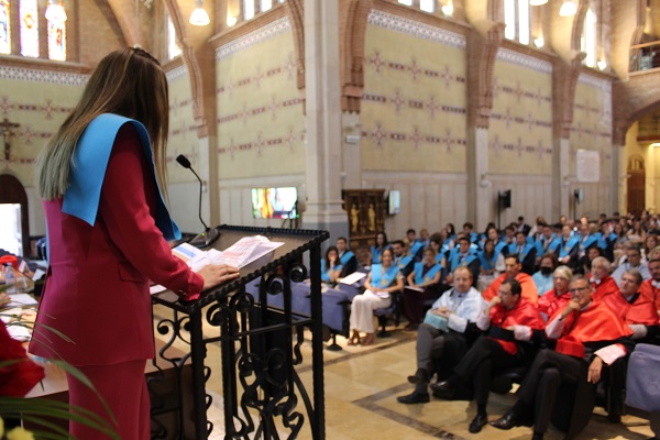 Graduación de másteres y cursos del área jurídica