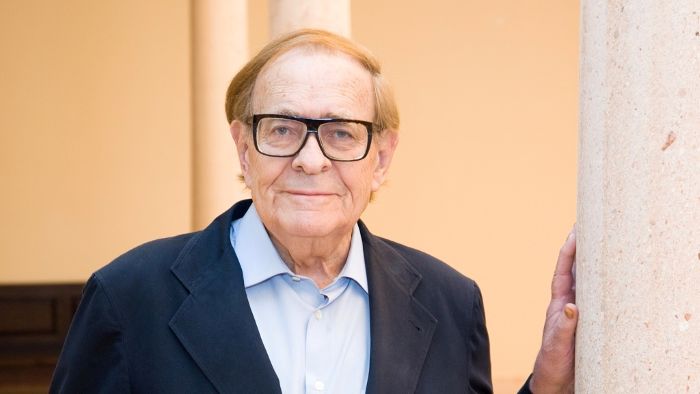 Ramón Tamames ofrece la conferencia ‘El papel de España y Europa en el siglo XXI’