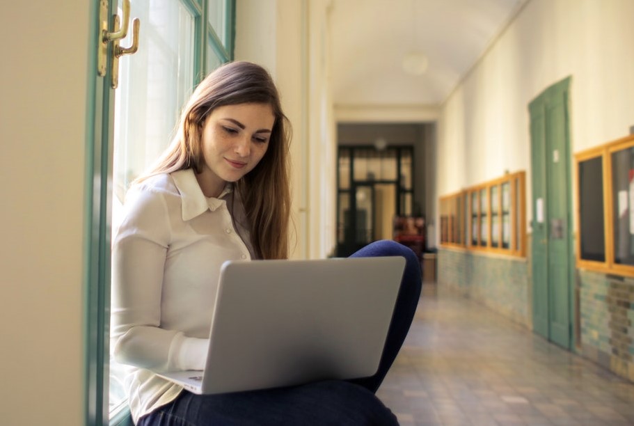 UNIferia obre un saló virtual de la universitat catalana