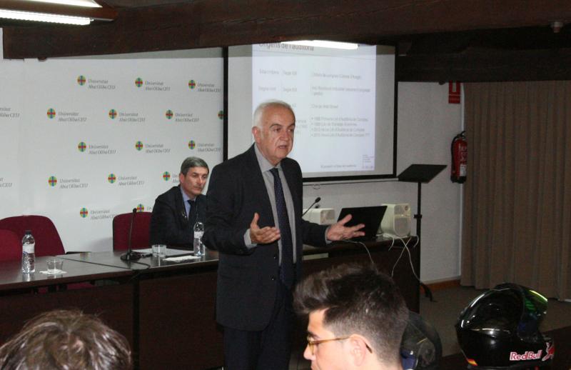 Formación en auditoría: bases para una profesión con presente y futuro