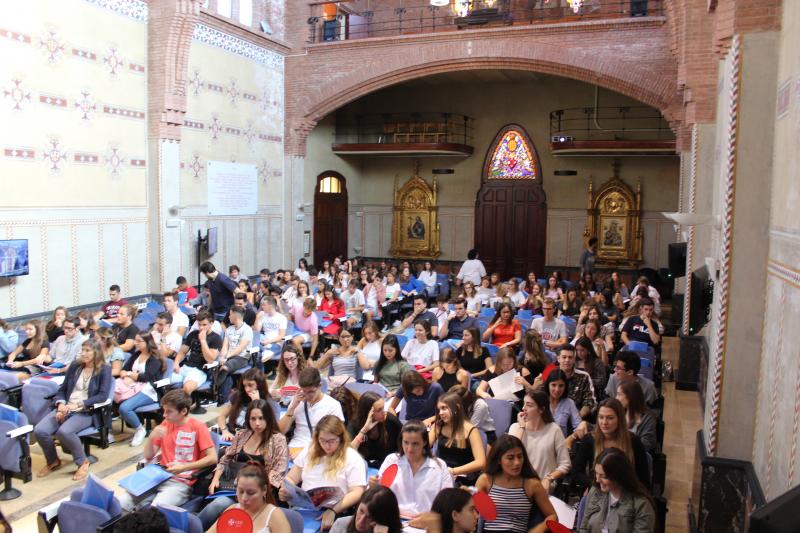 Bienvenida a los nuevos alumnos