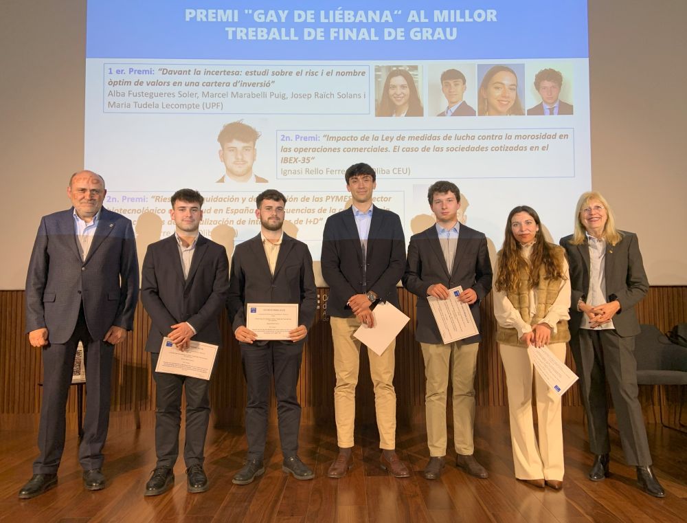 Dos alumnos de la Universitat, galardonados en los Premios ACCID por sus Trabajos de Fin de Grado