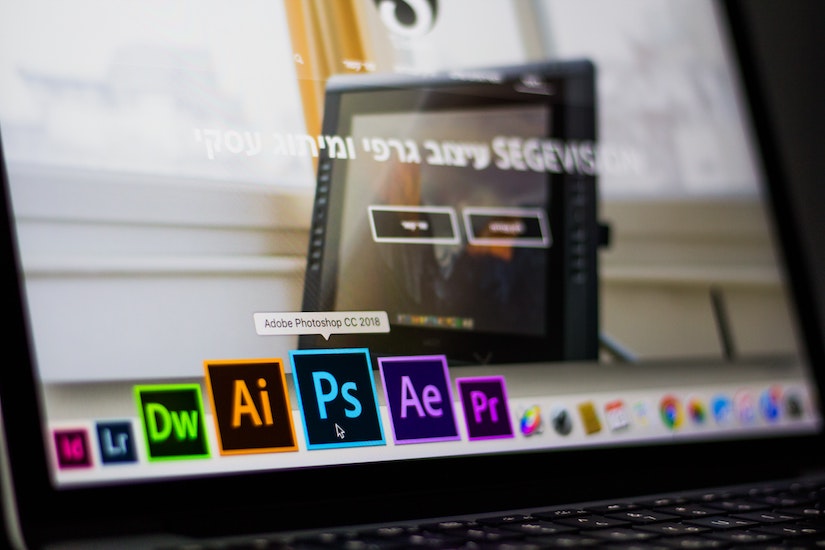 Adobe obre llicències per ajudar l’ensenyament online