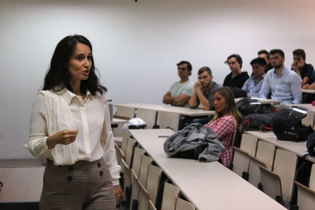 E/xperience day: inmersión semanal en la realidad profesional