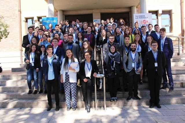 Treinta debates, dieciséis universidades y un ganador