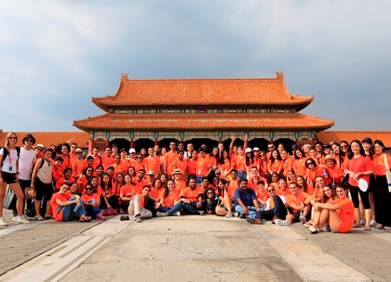 Viatge a Pequín per al Parlament Universal de la Joventut