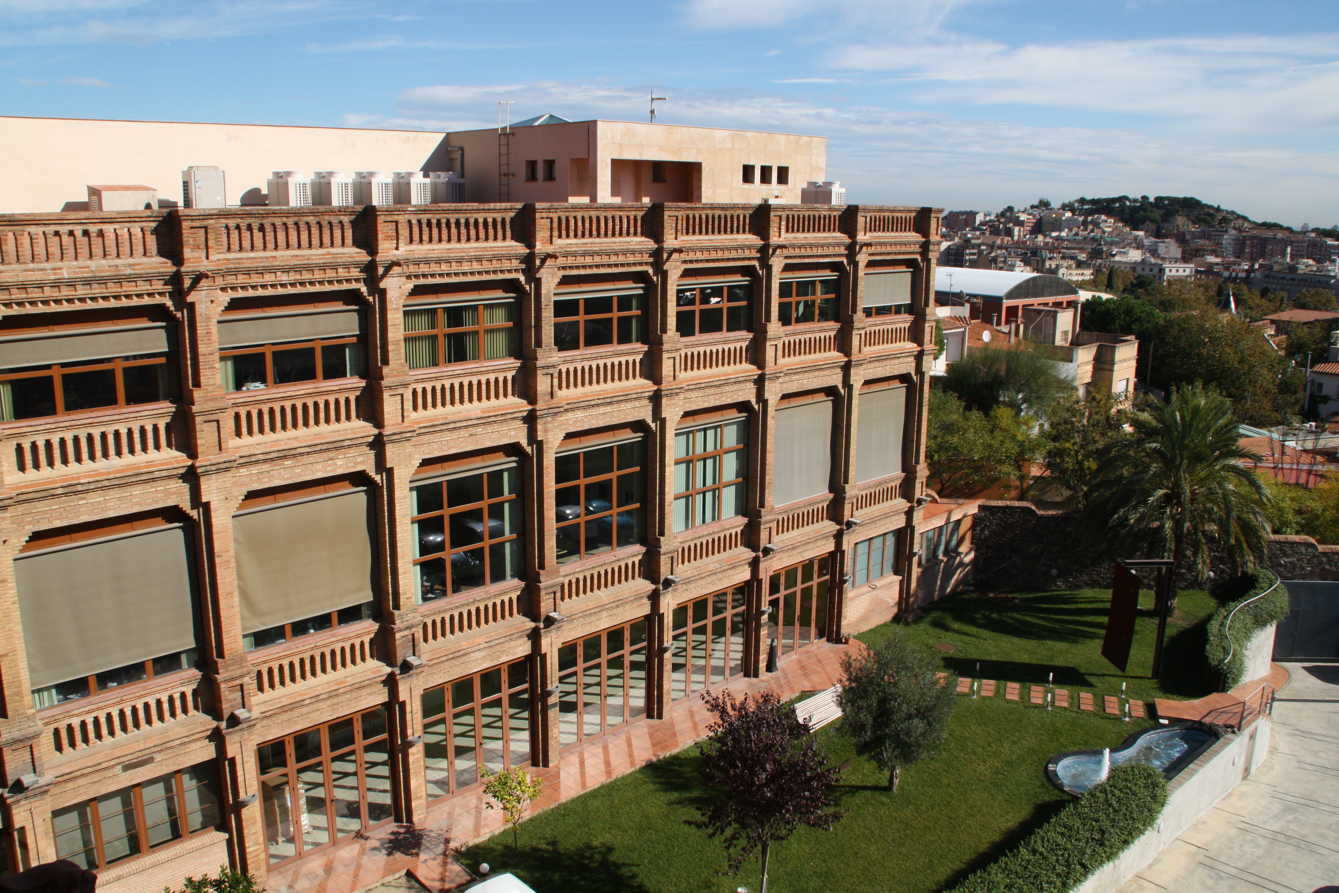 Nos deja el rector de la Universidad Ramon Llull, Josep Antoni Rom